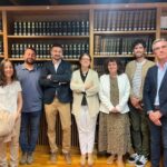 Visita al IEGPS de la alcaldesa de Santiago de Compostela y del concejal de Urbanismo, Vivienda y Ciudad Histórica.